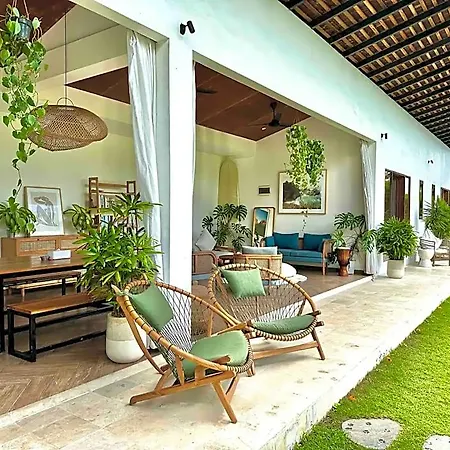 Middle House Bali