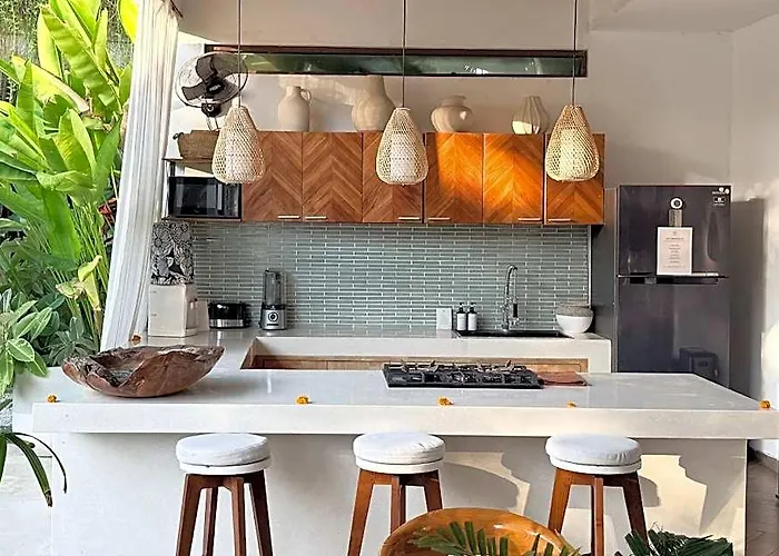 Hotel Middle House Bali