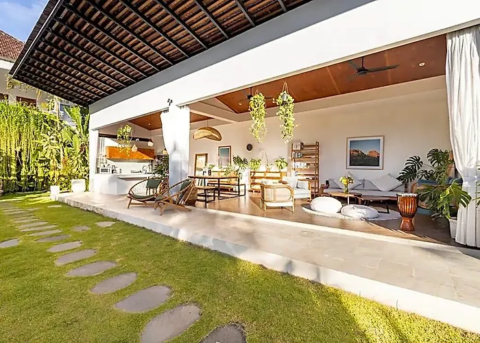 Middle House Bali