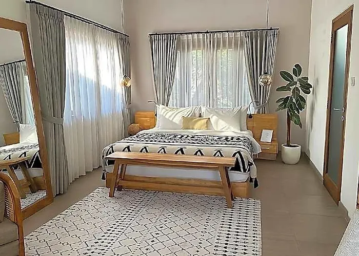 Hotel Middle House Bali